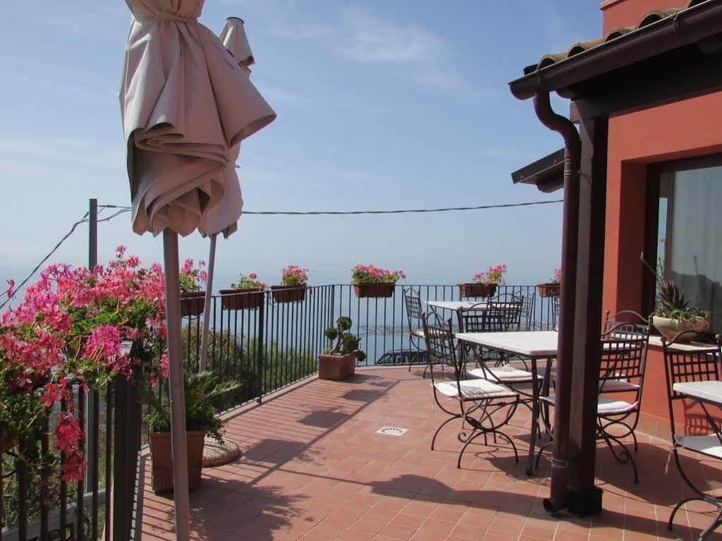 Il Casale Di Caterina Hotel Taormina Exterior photo